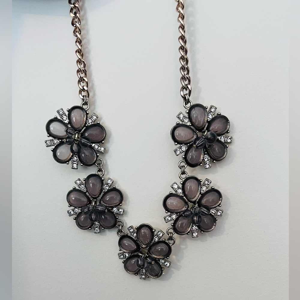 Silver and grey flower bubble necklace with sparkles